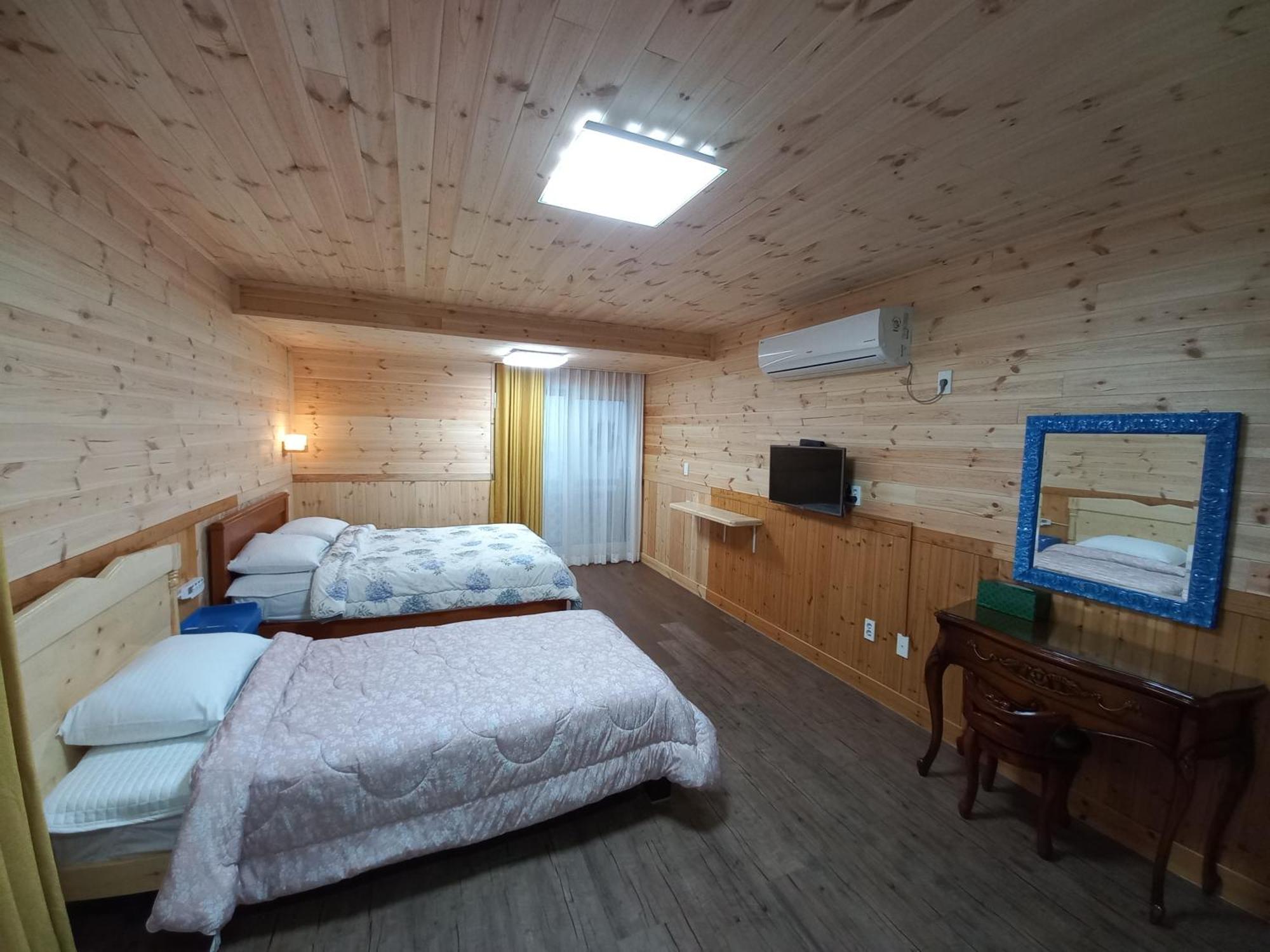 Good Day Pension Согвипхо Экстерьер фото